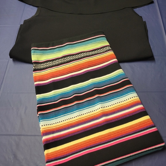 LAUREN Ralph Lauren Skirt & Off-the- Shoulders Top - Picture 10 of 10